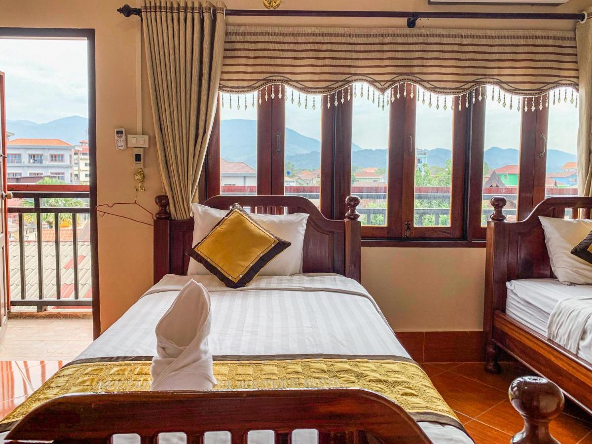Bountang Mountain View Riverside Hotel فان فيان المظهر الخارجي الصورة