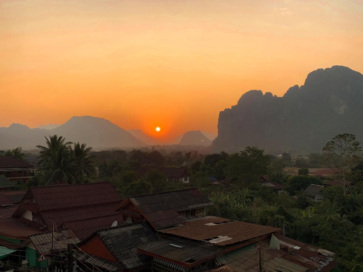 Bountang Mountain View Riverside Hotel فان فيان المظهر الخارجي الصورة