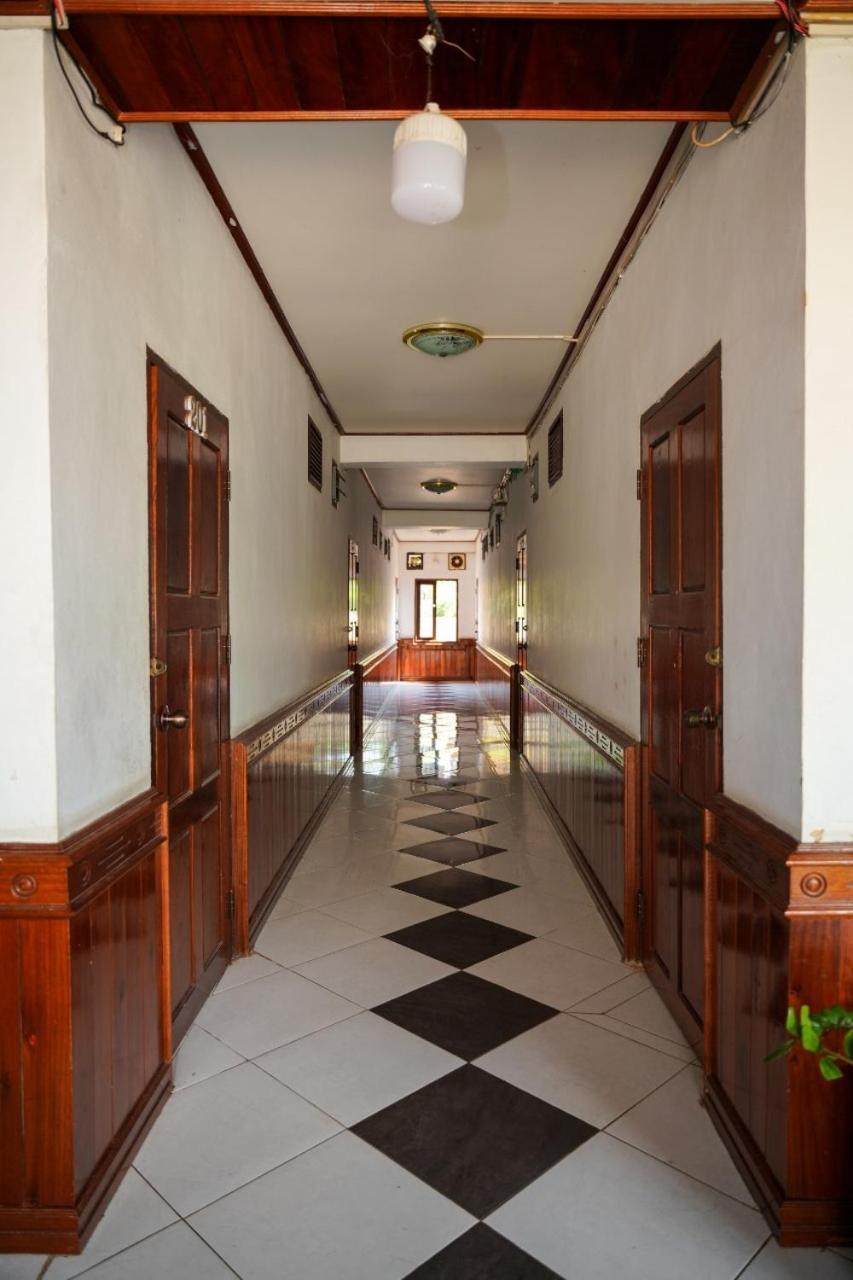 Bountang Mountain View Riverside Hotel فان فيان المظهر الخارجي الصورة